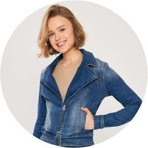 Ellen Savaria - Movie actress