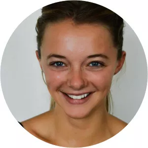 Ellie de Lange - Actress