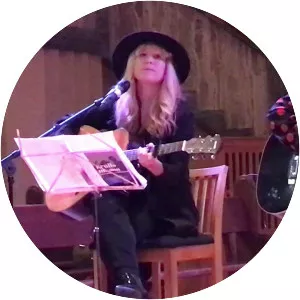 Ellinor Brolin - Musical artist