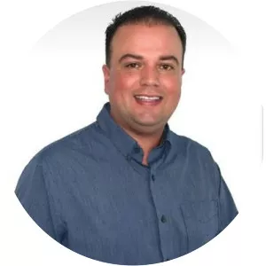 Elliot Colón Blanco