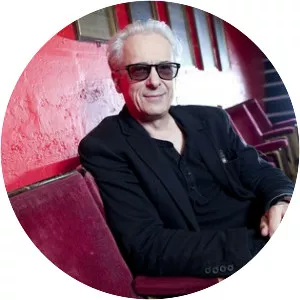 Elliot Grove