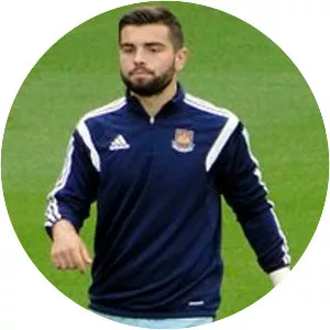 Elliot Lee - English football player