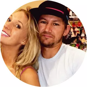 Elliot Neese - TV personality