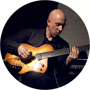 Elliott Sharp