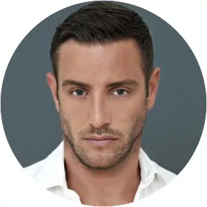 Elliott Wright - TV personality