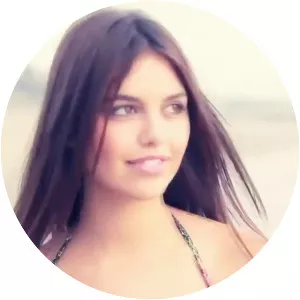 Elly Ray - Musical artist