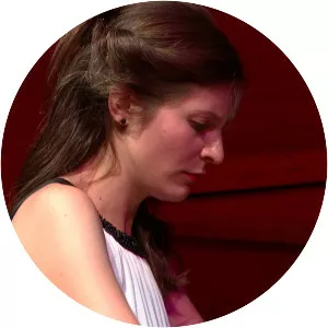 Eloïse Bella Kohn - French pianist