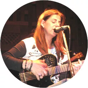 Elsa Basil - Musical artist