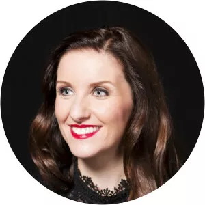 Elsa Benoit - Singer