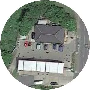 Elstree South tube station