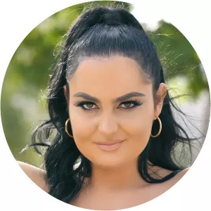 Elvira Fjerza - Musical artist