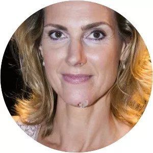 Elvira Out - Movie actress