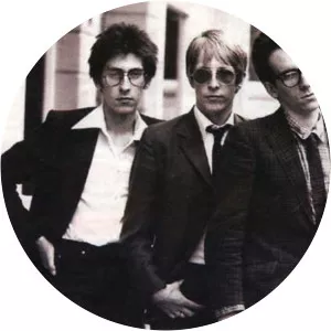 Elvis Costello & The Attractions - Musical group