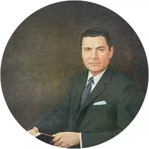 Elvis Jacob Stahr Jr.