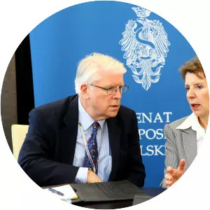 Elżbieta Kawecka-Wyrzykowska