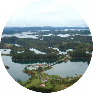 Embalse del Peñol (Embalse Peñol-Guatapé)