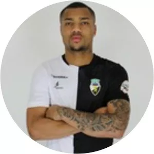 Emerson Fabricio Gonçalves Calbuch - Football player