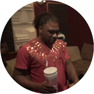 Emg Santana - Musical artist