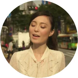 Emi Meyer - Japanese singer