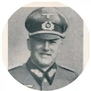 Emil Leeb - Military personnel