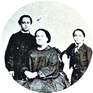 Emilia Amalia Pinto de Magalhaes photograph