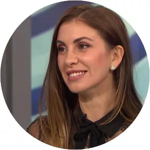 Emilia Bechrakis - Ryan Serhant's wife