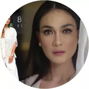 Emilia Hanafi photograph