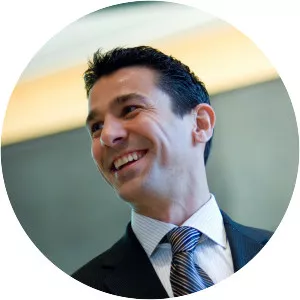 Emilio J. Castilla - 