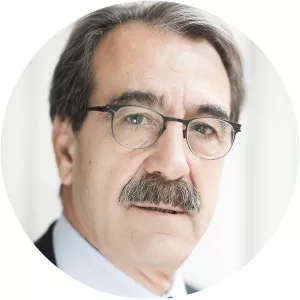 Emilio Ontiveros Baeza