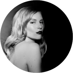 Emily Clibourn - Musical artist