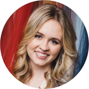 Emily Falvey Musician - Singer