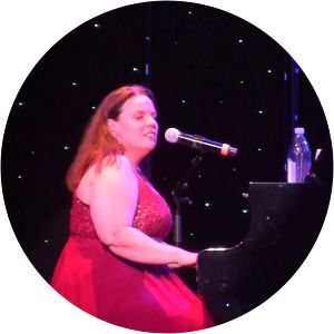 Emily Shine photograph