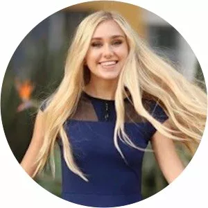 Emily Skinner - American actress