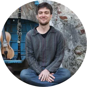 Emilyn Stam - Musician