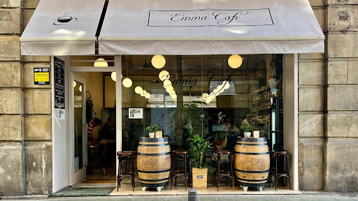 Emma Cafe - Cafe