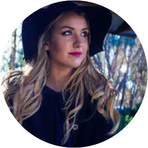 Emma Carn - Musical artist