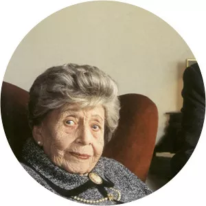 Emma Escobar Morales