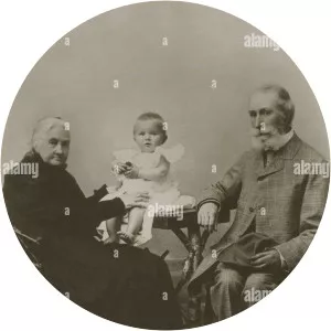 Emma Ostaszewska - Pianist