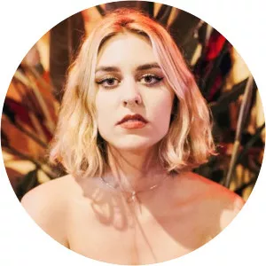 Emma Schlamme photograph