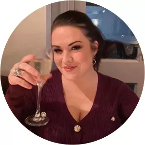 Emma Tallon - Author