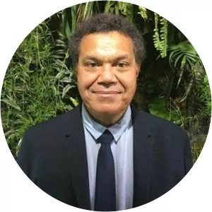 Emmanuel Kasarhérou