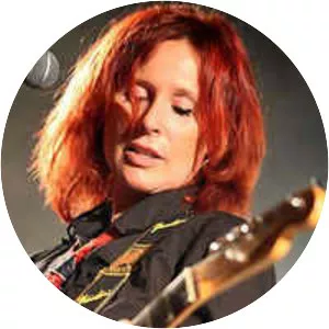 Emmanuelle Monet - Musical artist