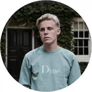 EMOTIONAL CLUB - Musical artist