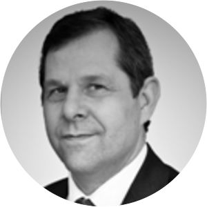 Endre Stavang - Jurist