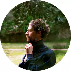 Enfant Sauvage - Musical artist