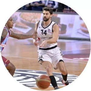 Engin Atsür - Turkish professional basketball player