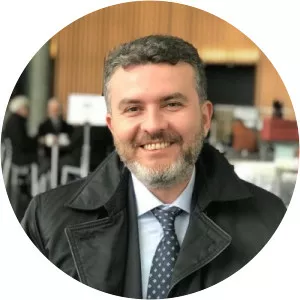 Enis Şener photograph