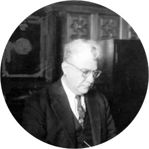 Enrique Hernández Álvarez