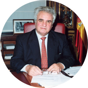 Enrique Múgica