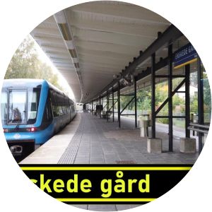 Enskede gård metro station